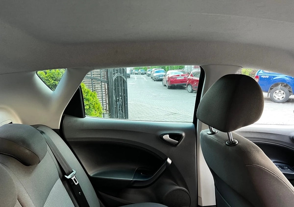 Seat Ibiza cena 23900 przebieg: 116950, rok produkcji 2010 z Gdynia małe 137